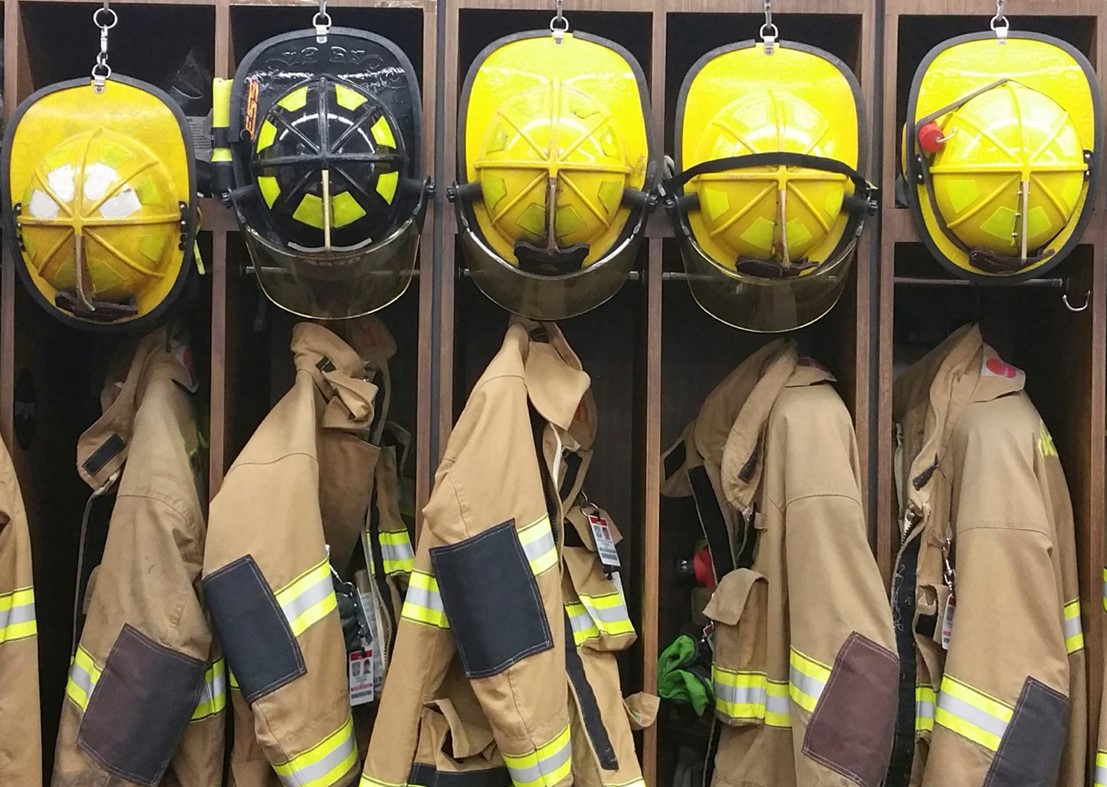 EN 469:2005+A12006 消防员用防护服. 消防用防护服的性能要求
