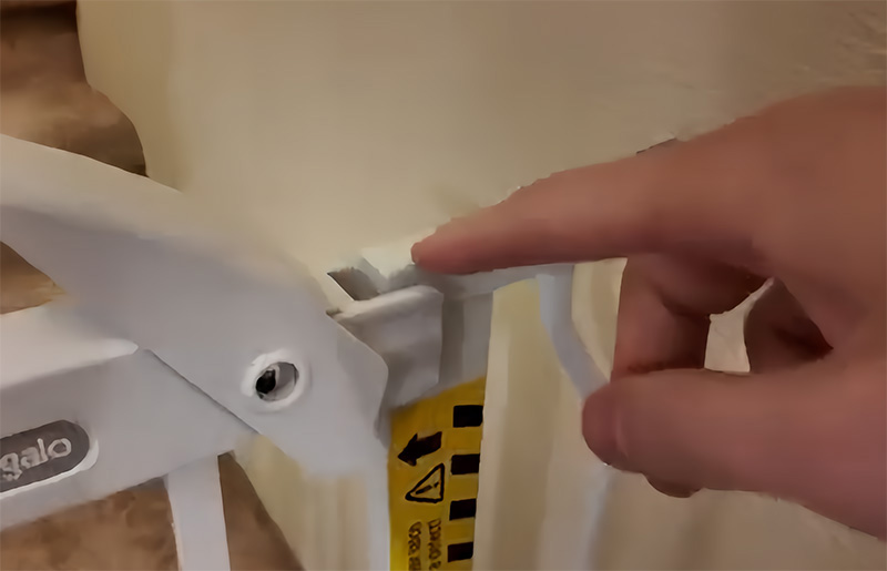 ASTM F1004扩展门与可扩展围栏安全规范